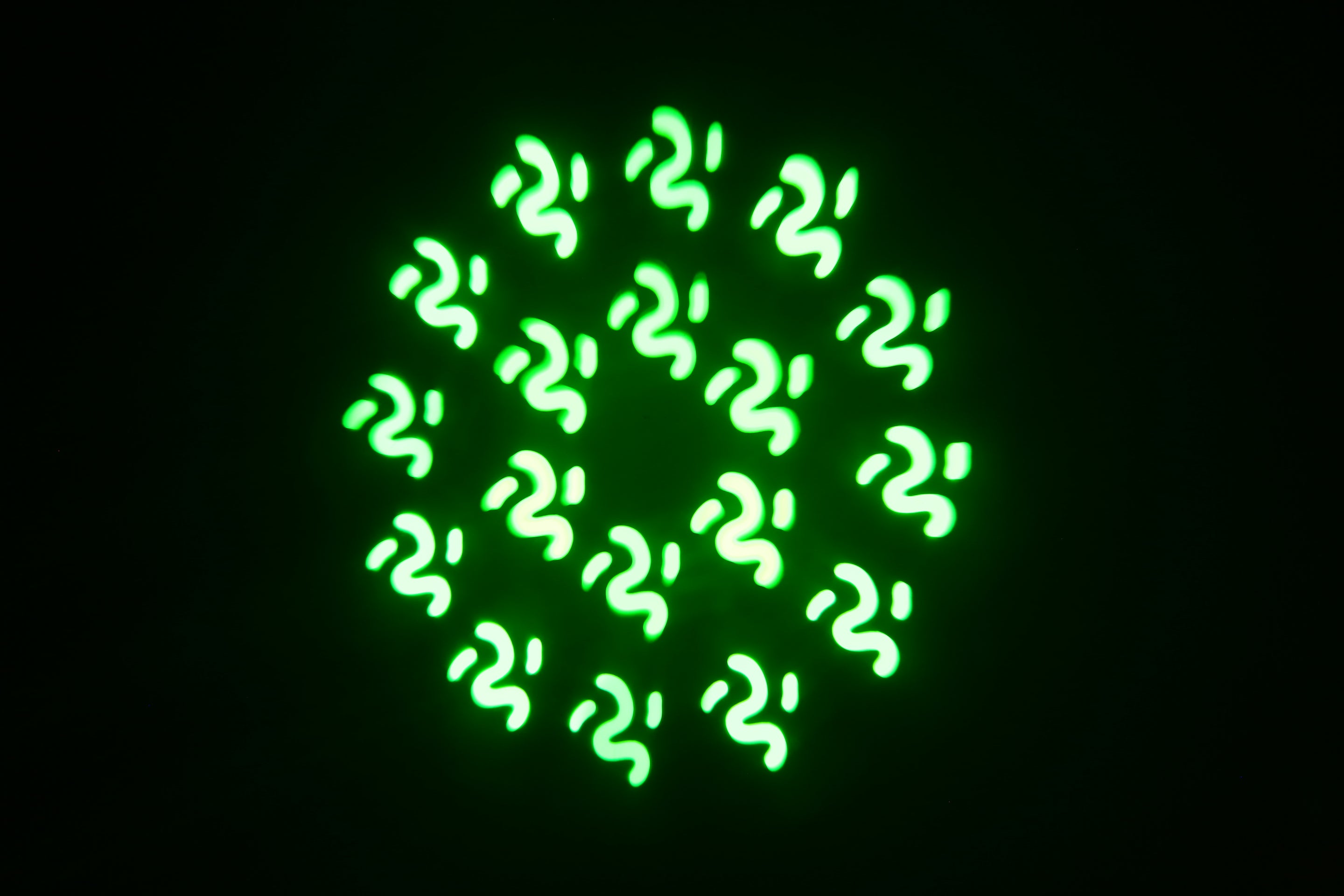 رأس متحرك ضوئي LED بقوة 120 واط | مقاومة للهب V0، 18 منشوراً، 7 أنماط، DMX512 – مسرح