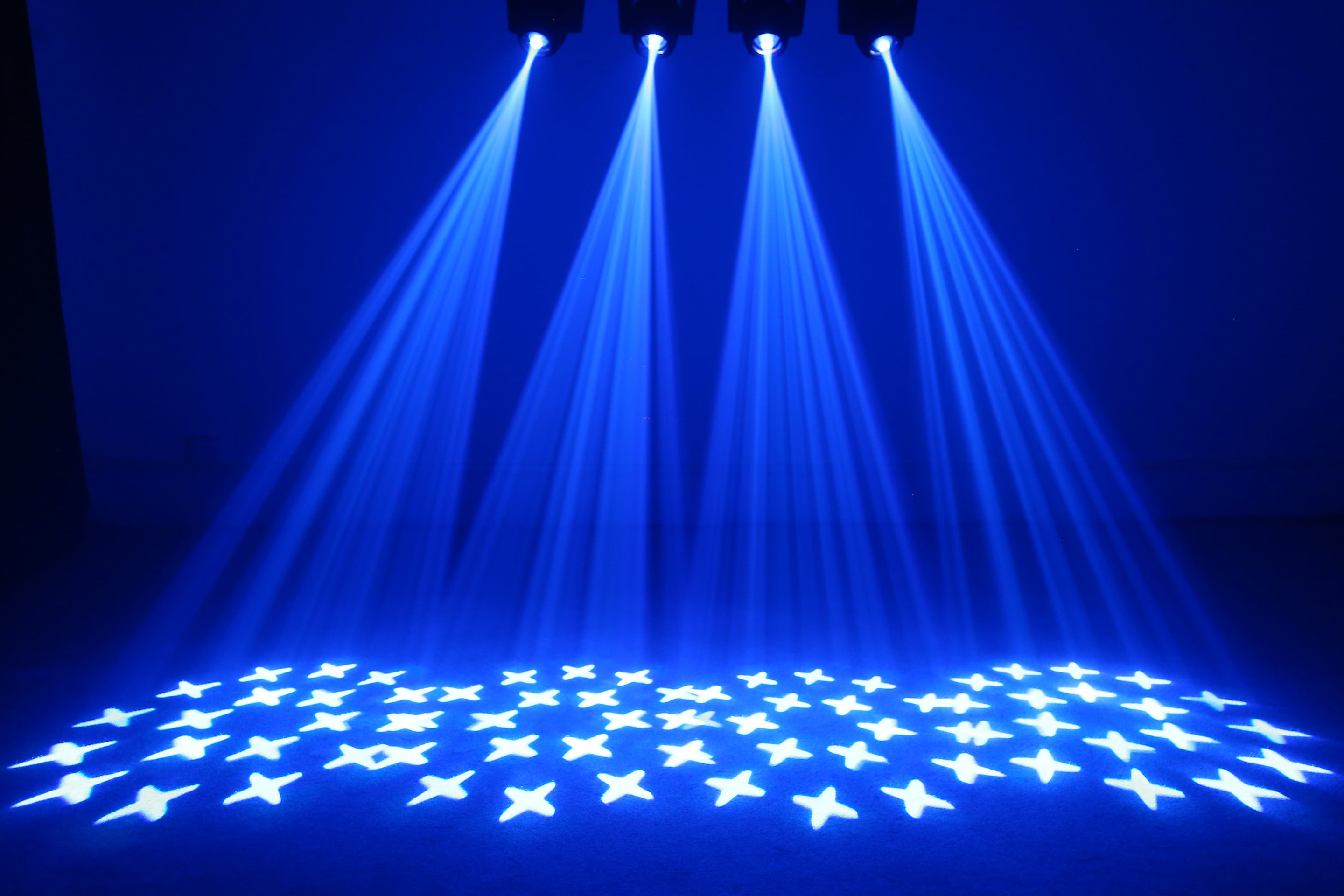 رأس متحرك ضوئي LED بقوة 120 واط | مقاومة للهب V0، 18 منشوراً، 7 أنماط، DMX512 – مسرح