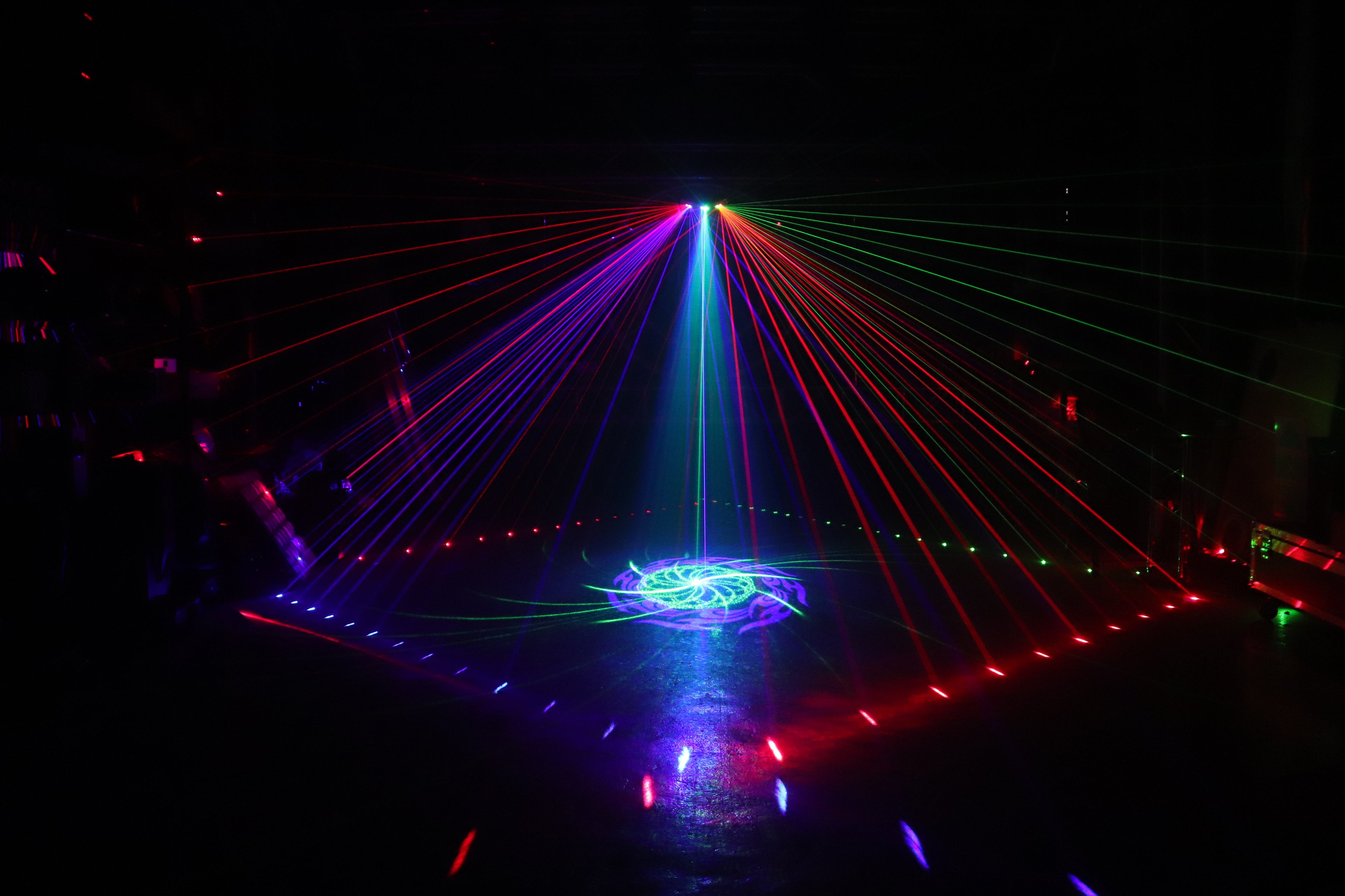 6-Eye Scanning Laser Light | RGB 7-Color, DMX512 – Stage & Club Lighting