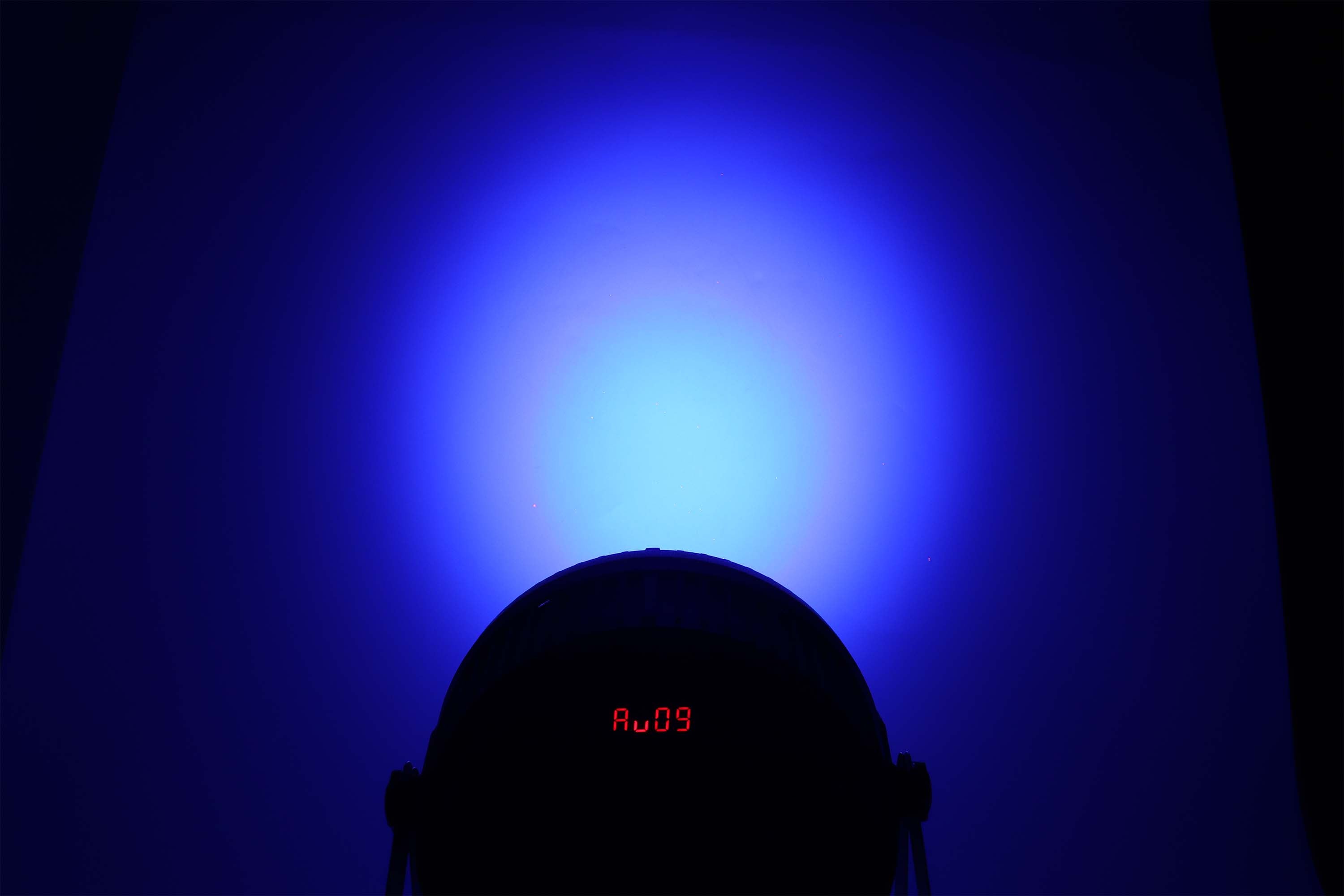 إضاءة بار RGBW مكونة من 14 قطعة | 100 واط، 4 في 1 LED، DMX512 – إضاءة المسارح والفعاليات