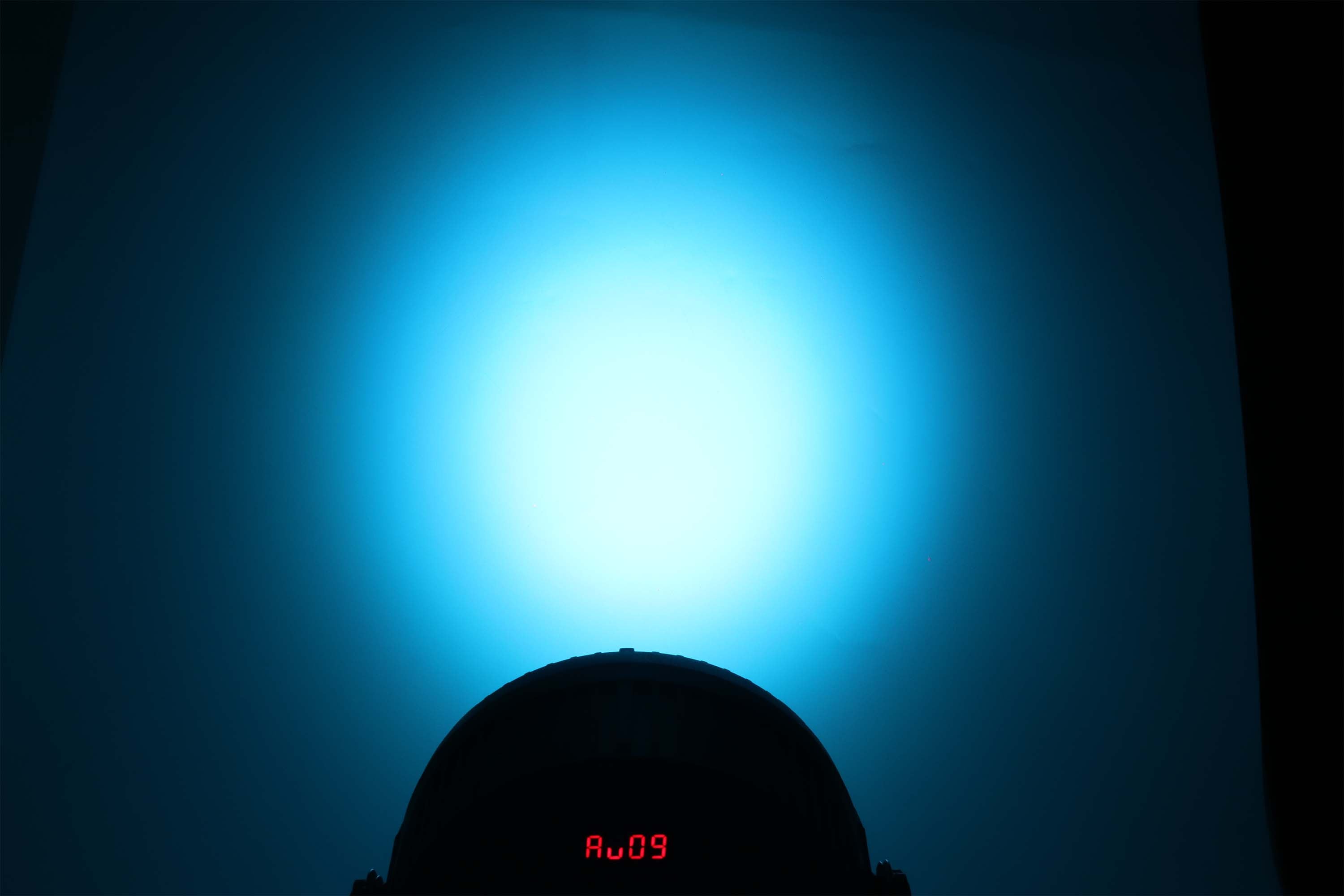 إضاءة بار RGBW مكونة من 14 قطعة | 100 واط، 4 في 1 LED، DMX512 – إضاءة المسارح والفعاليات