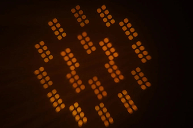 مصباح رأس متحرك صغير شاربي بشعاع 150 واط | شعاع 3 درجات، موشور 18، DMX512 13 قناة - إضاءة سبوت للمسرح والدي جي