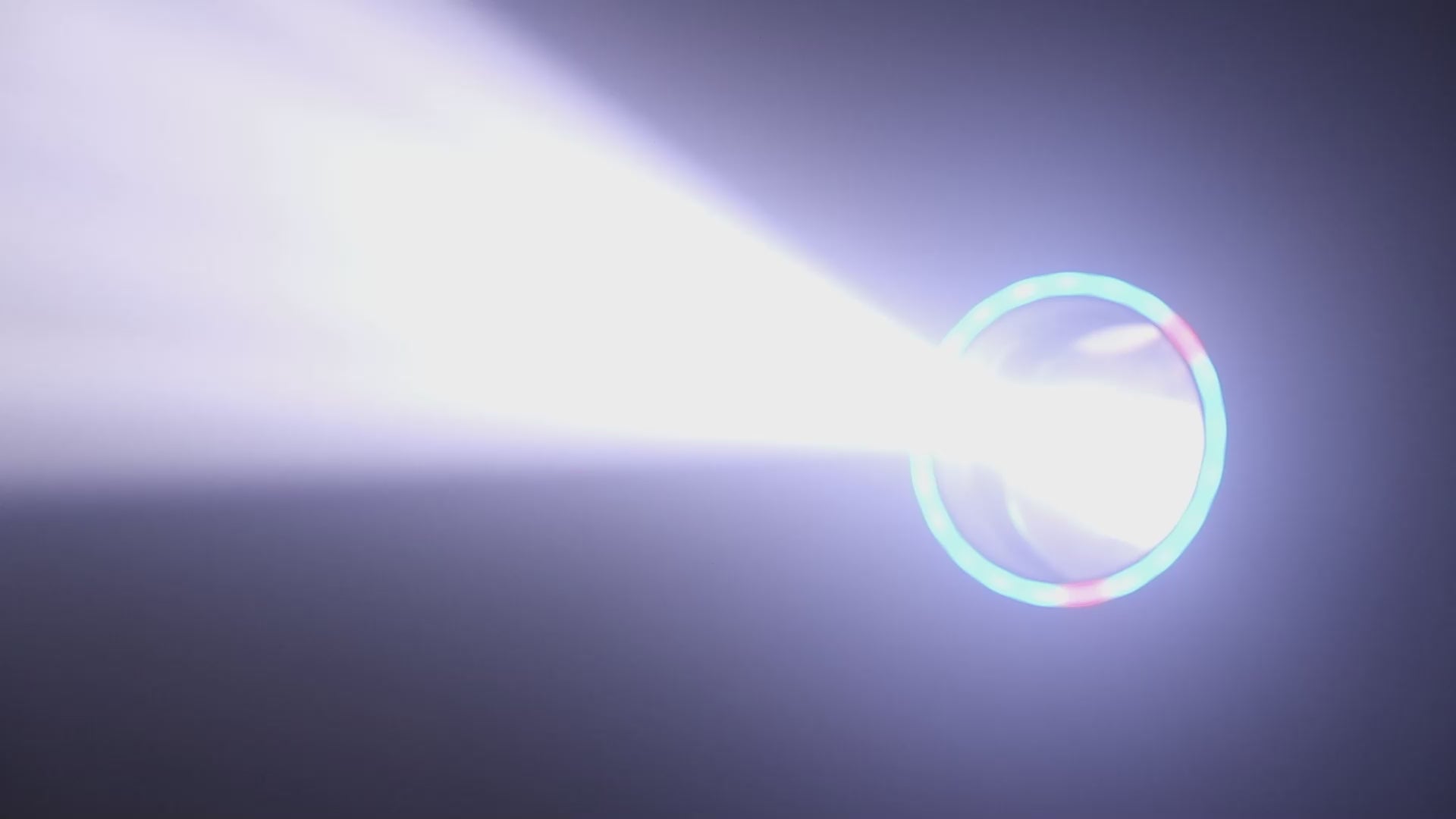مصباح رأس متحرك LED بقوة 150 واط | 18 منشور، زاوية شعاع 3 درجات، DMX512، 11 جويوب – إضاءة مسرح وفعاليات
